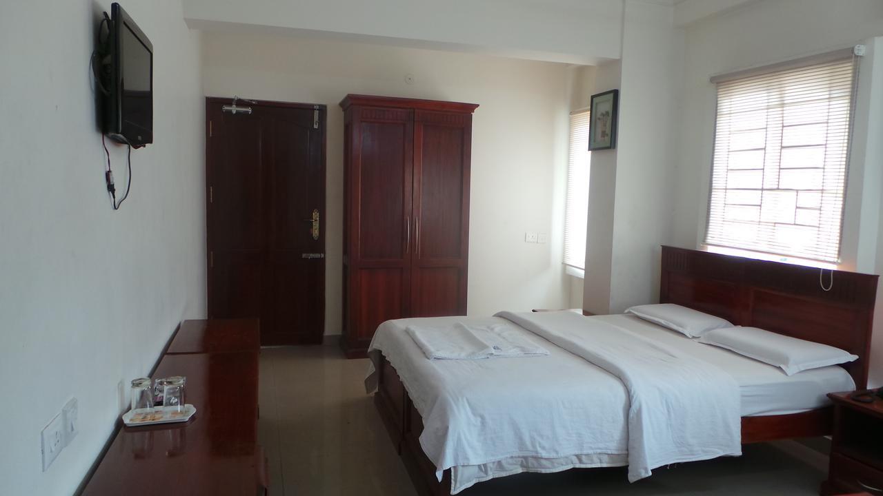 Kooloth Lake View Residency Coimbatore Exterior photo